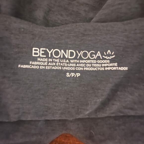 Beyond Yoga Spacedye Always On Cropped Tank Top Longline Sports Bra Navy Size S - Picture 6 of 7